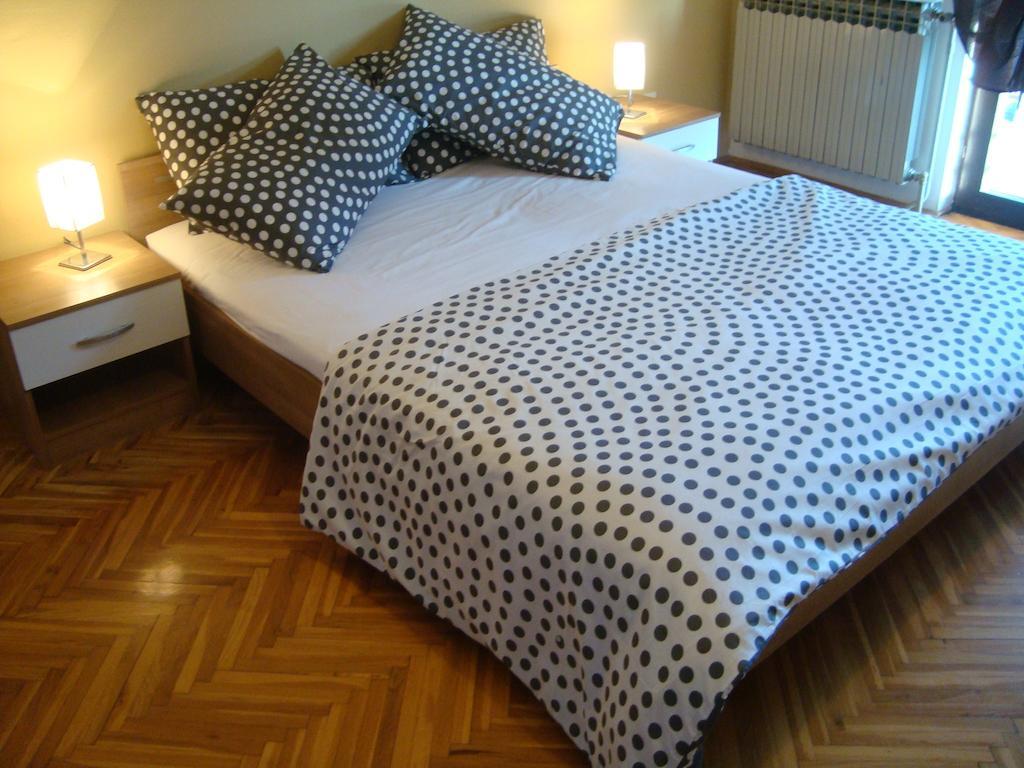 Apartments Peloza Poreč Eksteriør bilde